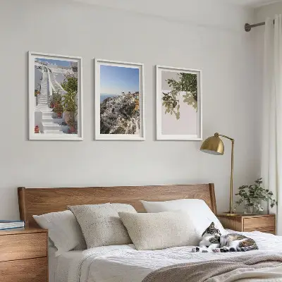 Cadre photo mural escaliers blancs avec vue sur Santorin