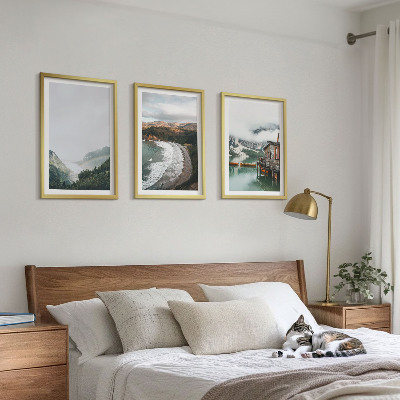Cadre photo mural Montagnes, plage, nuages, eau