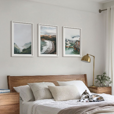 Cadre photo mural Montagnes, plage, nuages, eau