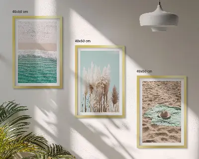Cadre photo mural motif chapeau de paille sur vagues de plage