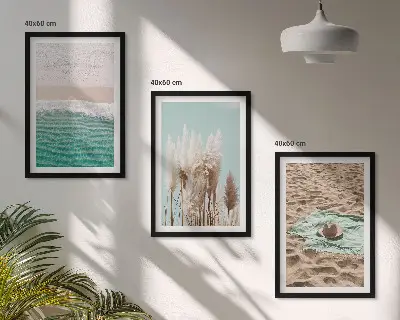 Cadre photo mural motif chapeau de paille sur vagues de plage