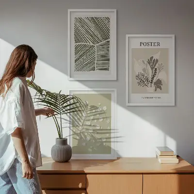 Cadre photo mural avec motifs végétaux discrets