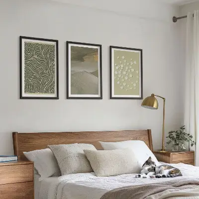 Cadre photo mural avec motifs floraux abstraits ondulés