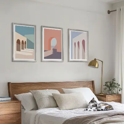 Cadre photo mural graphismes architecturaux aux tons pastel