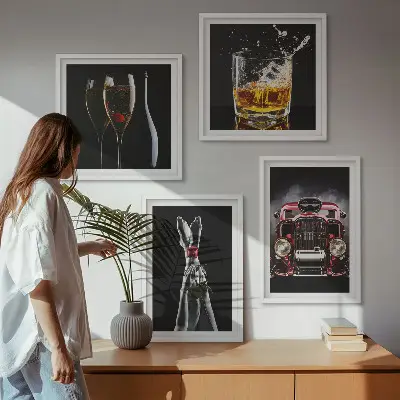 Tableau polyptyque 2 cadres représentant des jambes de femme rose avec une voiture et du vin