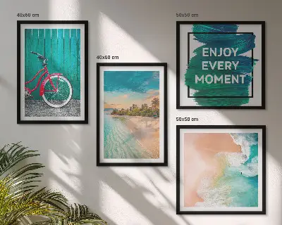 Mur de cadres inspiration vélos et bateaux