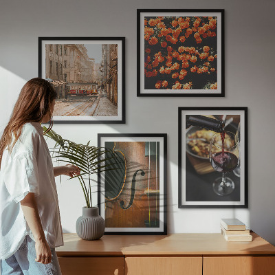 Mur de tableaux Fleurs vintage rue vin violon