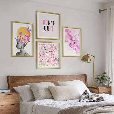 Polyptyque z cadres Portrait abstrait de fleurs représentant une femme