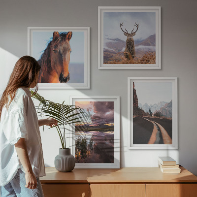 Ensemble de 4 tableaux Paysages de montagne, route à chevaux et rennes