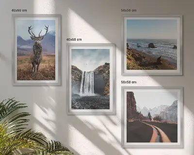 Tableau polyptyque 4 cadres représentant des paysages de montagne, cascades, cerfs et plages