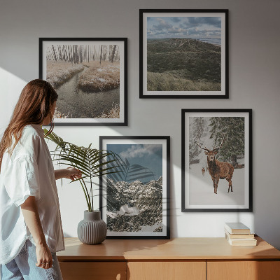 Ensemble de 4 tableaux Paysage de forêt de cerfs enneigés de montagne