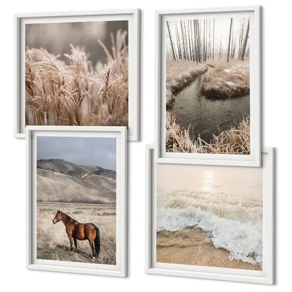 Mur de tableaux chevaux dans un paysage de forêt d'herbes marines