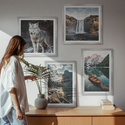 Ensemble de 4 tableaux Montagnes lacs cascade loup