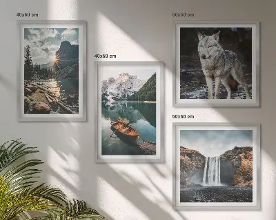 Ensemble de 4 tableaux montagnes, lacs, cascade et loup