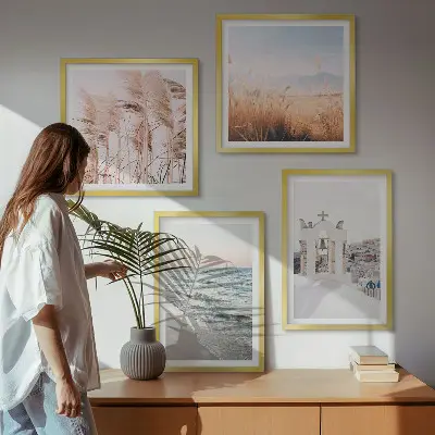 Polyptyque de 4 cadres représentant des plantes, des vagues, une vue et des maisons