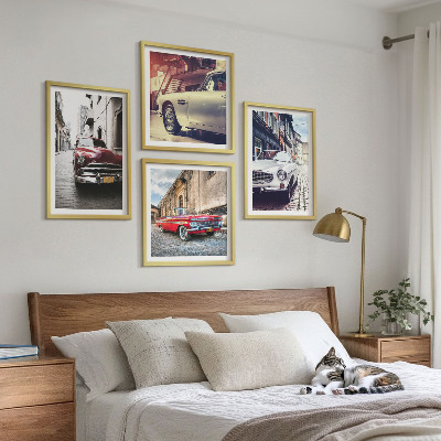 Ensemble de 4 tableaux Voitures classiques en ville