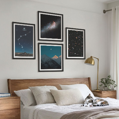 Polyptyque z cadres Montagnes du verseau dans l'espace galactique