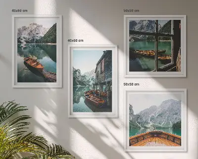 Polyptyque de cadre représentant une maison au bord d'un lac de montagne