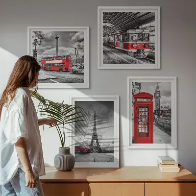 Mur de tableaux villes emblématiques avec Londres, Paris et le chemin de fer