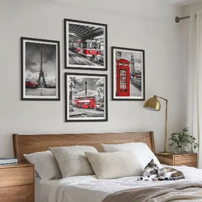 Mur de tableaux villes emblématiques avec Londres, Paris et le chemin de fer