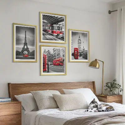Bus rouges en ville ensemble de 4 tableaux