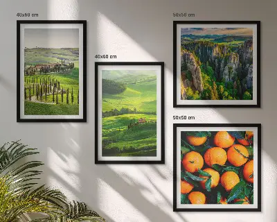 Mur de tableaux la campagne italienne avec des oranges et des éléments naturels