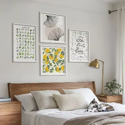 Mur de tableaux herbes aromatiques de cuisine avec peinture au citron