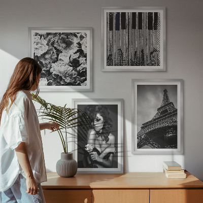 Polyptyque z cadres Portrait d'une femme avec une rose eiffel