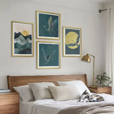 Ensemble de 4 tableaux représentant des grues, la lune et des montagnes