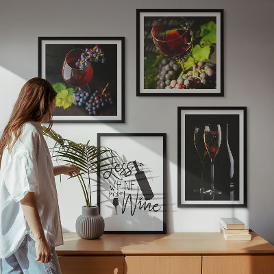 Ensemble de 4 tableaux Verres à vin avec raisins et inscription