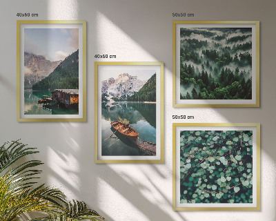 Mur de tableaux Brouillard de bateau sur un lac de montagne