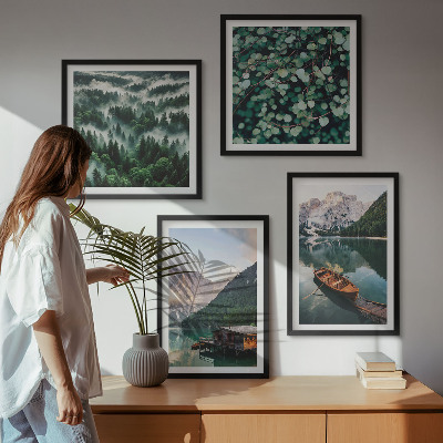 Mur de tableaux Brouillard de bateau sur un lac de montagne