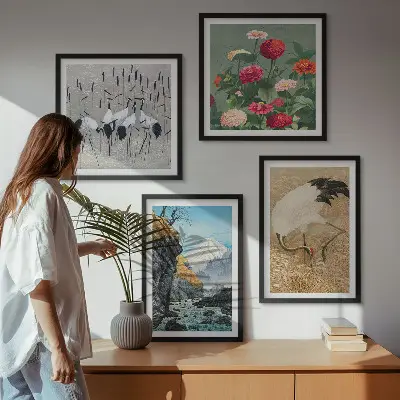 Ensemble de 4 tableaux motifs de montagnes, rivière, fleurs et grues