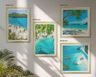 Ensemble de 4 tableaux représentant des plages, des palmiers et une eau cristalline