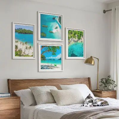 Ensemble de 4 tableaux représentant des plages, des palmiers et une eau cristalline