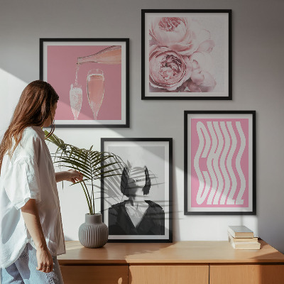 Ensemble de 4 tableaux Portrait élégant avec champagne