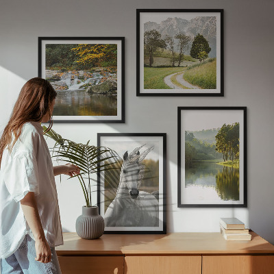 Ensemble de 4 tableaux Chevaux blancs nature de la rivière