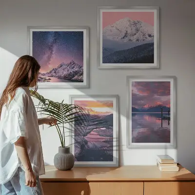 Ensemble de 4 tableaux représentant des paysages magnifiques avec des montagnes et de l'eau