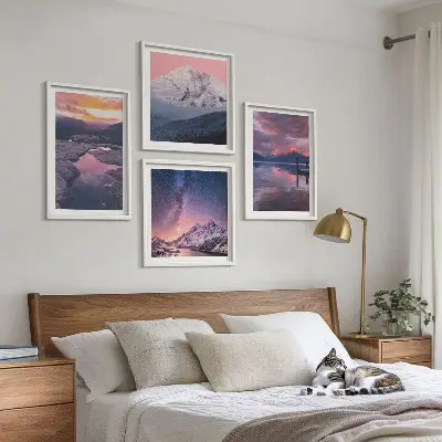 Ensemble de 4 tableaux représentant des paysages magnifiques avec des montagnes et de l'eau