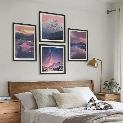 Ensemble de 4 tableaux représentant des paysages magnifiques avec des montagnes et de l'eau