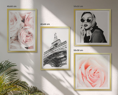 Mur de tableaux Le portrait d'une femme par eiffel, avec des roses
