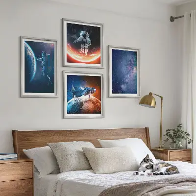 Ensemble de 4 tableaux sur le thème des astronautes et des étoiles
