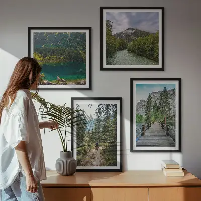 Mur de tableaux ensemble d'affiches montagnes, lacs, forêts et sentiers