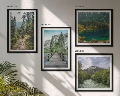 Mur de tableaux ensemble d'affiches montagnes, lacs, forêts et sentiers