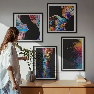 Ensemble de 4 tableaux représentant des abstractions colorées de visages et de formes
