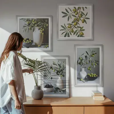 Ensemble de 4 tableaux représentant des olives dans des vases aux couleurs discrètes