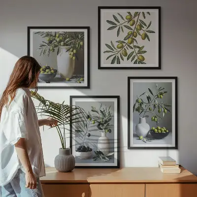 Ensemble de 4 tableaux représentant des olives dans des vases aux couleurs discrètes