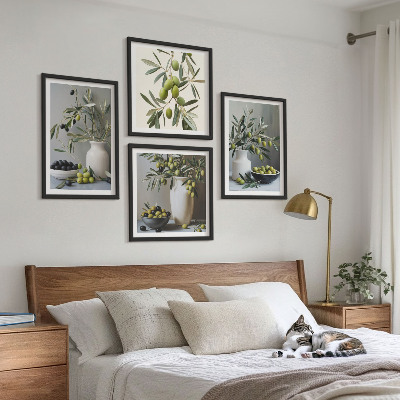 Mur de tableaux Olives dans des vases gris