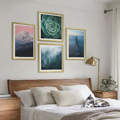Polyptyque de 4 cadres montagnes sous un ciel rose avec de l'eau succulente
