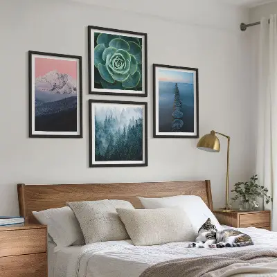 Polyptyque de 4 cadres montagnes sous un ciel rose avec de l'eau succulente